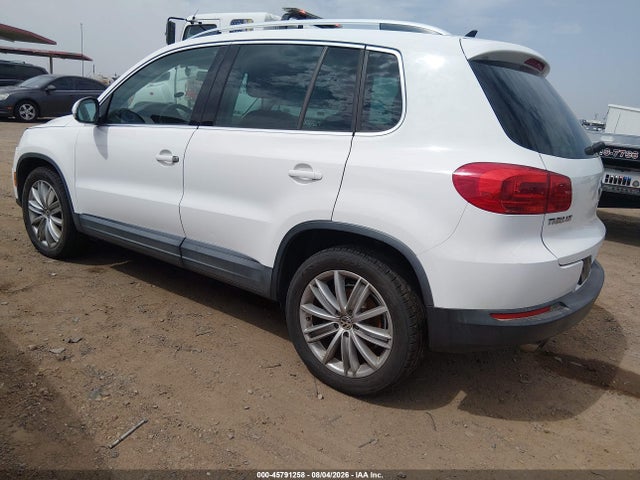 2013 Volkswagen Tiguan Se მანქანა იყიდება აუქციონზე, vin: WVGAV7AX6DW551011, აუქციონის ნომერი: 45791258