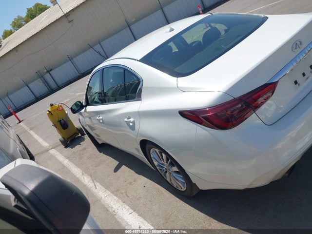 45791260 :رقم المزاد ، JN1EV7AP4JM357982 vin ، 2018 Infiniti Q50 3.0t Luxe مزاد بيع