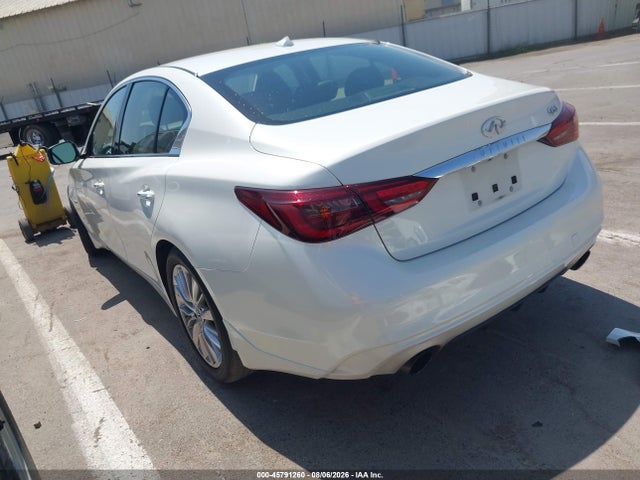 45791260 :رقم المزاد ، JN1EV7AP4JM357982 vin ، 2018 Infiniti Q50 3.0t Luxe مزاد بيع