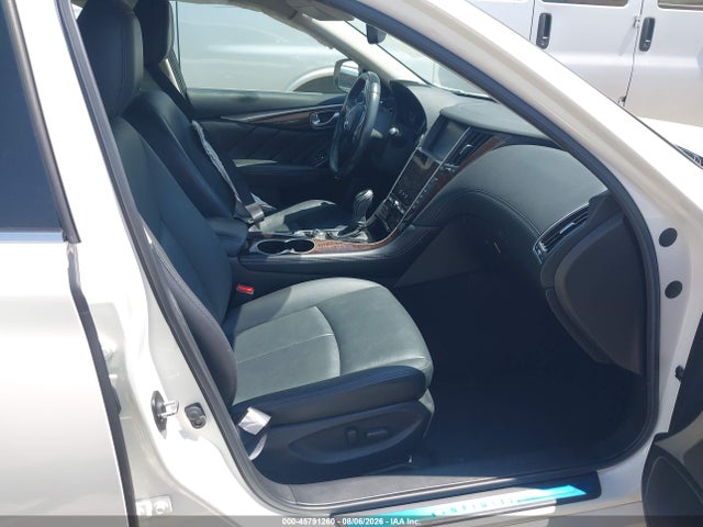 45791260 :رقم المزاد ، JN1EV7AP4JM357982 vin ، 2018 Infiniti Q50 3.0t Luxe مزاد بيع