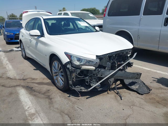45791260 :رقم المزاد ، JN1EV7AP4JM357982 vin ، 2018 Infiniti Q50 3.0t Luxe مزاد بيع