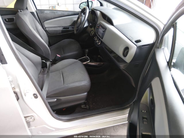 45791266 :رقم المزاد ، VNKKTUD31FA016729 vin ، 2015 Toyota Yaris L مزاد بيع