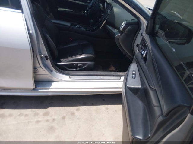 45791373 :رقم المزاد ، 1N4AA6AP3HC426975 vin ، 2017 Nissan Maxima 3.5 Sv مزاد بيع