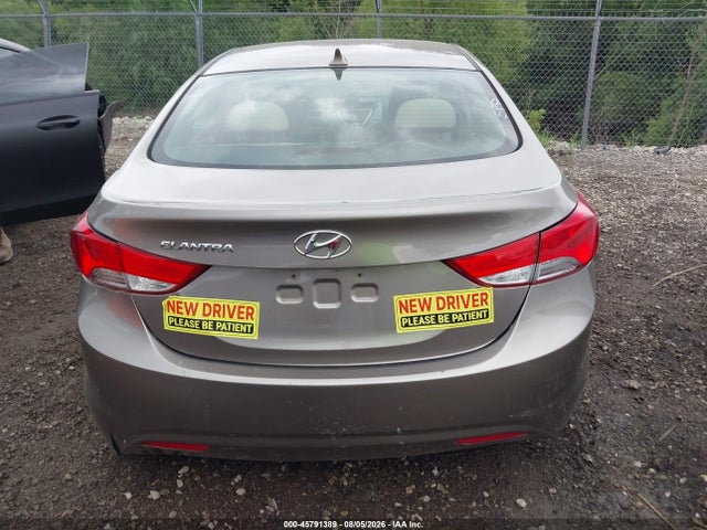 Продажа на аукционе авто 2011 Hyundai Elantra Gls, vin: 5NPDH4AEXBH008978, номер лота: 45791389