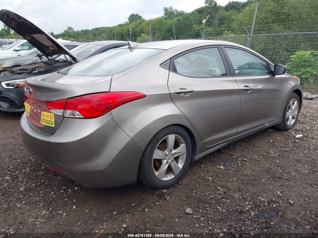 Продажа на аукционе авто 2011 Hyundai Elantra Gls, vin: 5NPDH4AEXBH008978, номер лота: 45791389