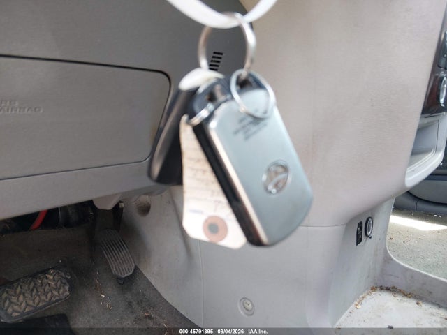 Aukcja sprzedaży 2011 Toyota Sienna Xle, vin: 5TDDK3DC4BS030054, numer aukcji: 45791395