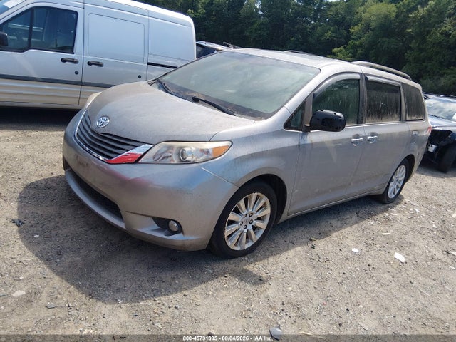 Aukcja sprzedaży 2011 Toyota Sienna Xle, vin: 5TDDK3DC4BS030054, numer aukcji: 45791395