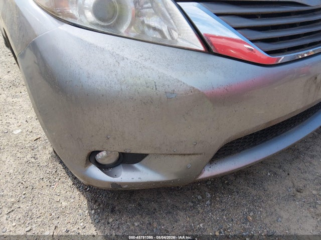 Aukcja sprzedaży 2011 Toyota Sienna Xle, vin: 5TDDK3DC4BS030054, numer aukcji: 45791395