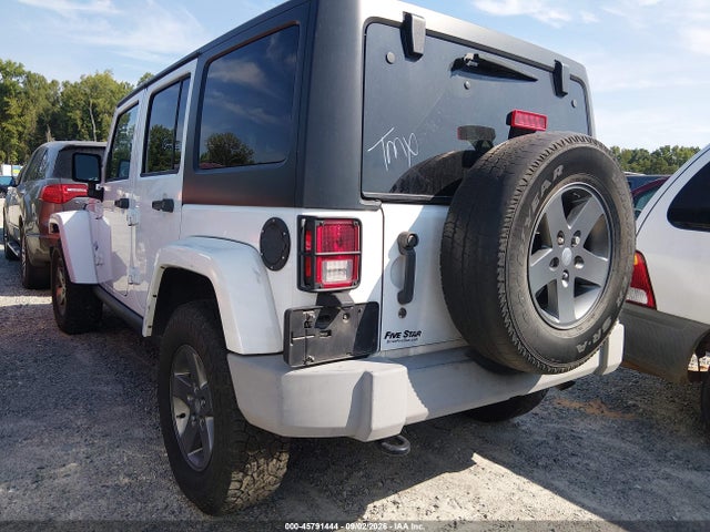2015 Jeep Wrangler Unlimited Freedom Edition მანქანა იყიდება აუქციონზე, vin: 1C4HJWDG1FL560935, აუქციონის ნომერი: 45791444
