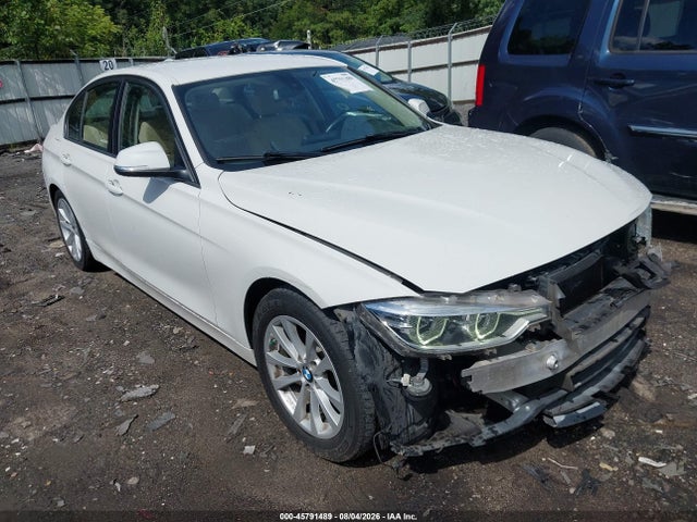 45791489 :رقم المزاد ، WBA8A9C51JAD27904 vin ، 2018 Bmw 320i مزاد بيع