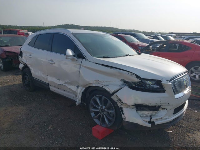 Продажа на аукционе авто 2019 Lincoln Mkc Select, vin: 5LMCJ2C94KUL21222, номер лота: 45791520