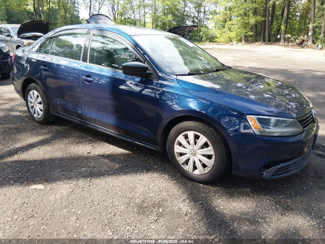 2014 Volkswagen Jetta 2.0l S მანქანა იყიდება აუქციონზე, vin: 3VW2K7AJ3EM382948, აუქციონის ნომერი: 45791566