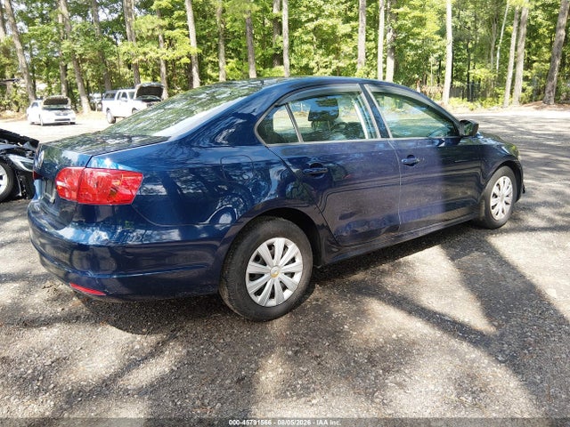 2014 Volkswagen Jetta 2.0l S მანქანა იყიდება აუქციონზე, vin: 3VW2K7AJ3EM382948, აუქციონის ნომერი: 45791566