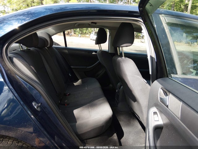 2014 Volkswagen Jetta 2.0l S მანქანა იყიდება აუქციონზე, vin: 3VW2K7AJ3EM382948, აუქციონის ნომერი: 45791566