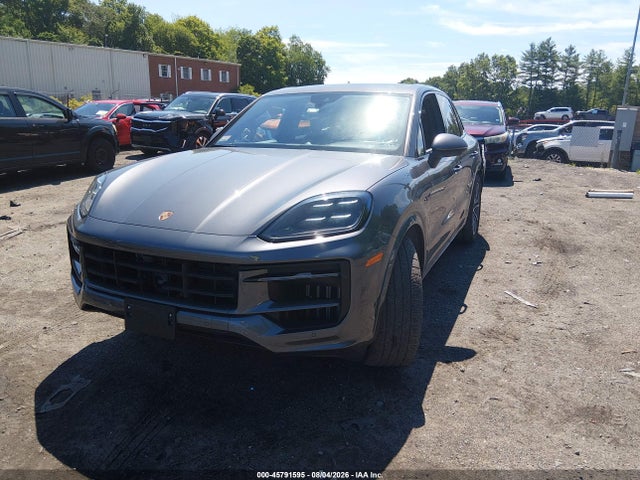 45791595 :رقم المزاد ، WP1AN2AY9SDA22093 vin ، 2025 Porsche Cayenne E-hybrid S مزاد بيع