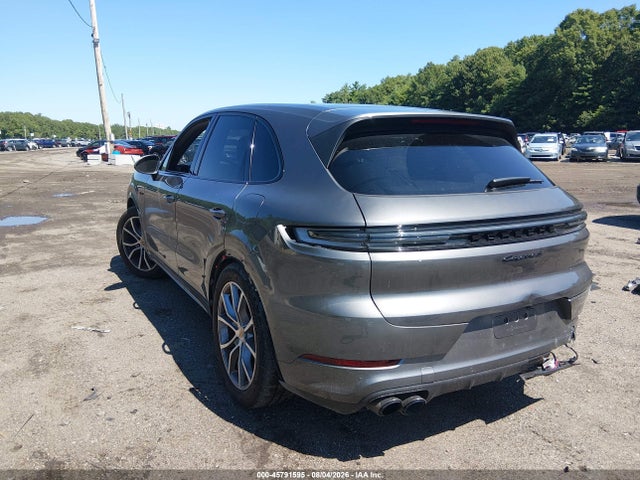 45791595 :رقم المزاد ، WP1AN2AY9SDA22093 vin ، 2025 Porsche Cayenne E-hybrid S مزاد بيع