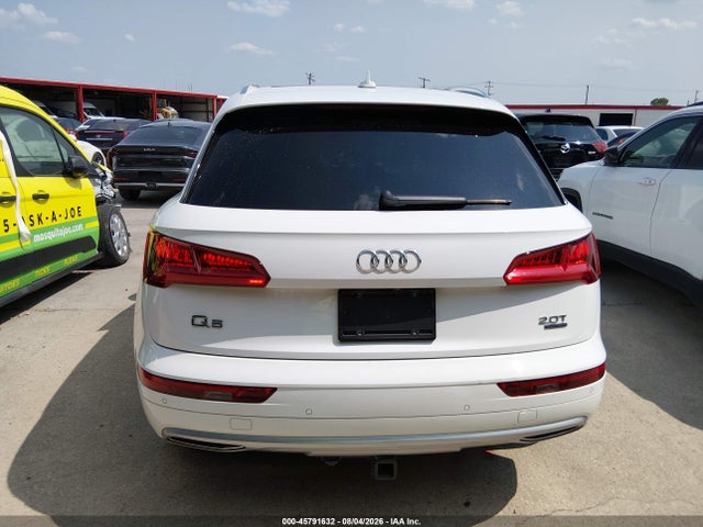 45791632 :رقم المزاد ، WA1CNAFY4J2217830 vin ، 2018 Audi Q5 2.0t Premium/2.0t Tech Premium مزاد بيع