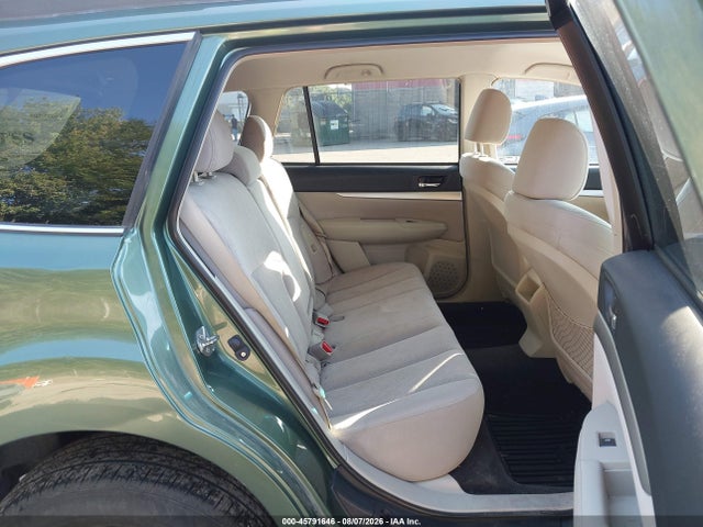 45791646 :رقم المزاد ، 4S4BRBCC4D3204588 vin ، 2013 Subaru Outback 2.5i Premium مزاد بيع