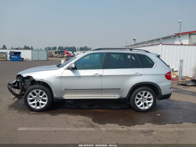 Продажа на аукционе авто 2013 Bmw X5 Xdrive35i/xdrive35i Premium/xdrive35i Sport Activity, vin: 5UXZV4C53D0B13858, номер лота: 45791670