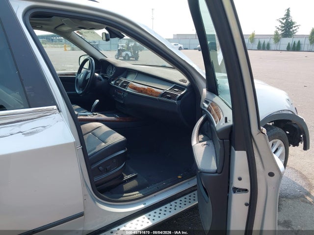 Продажа на аукционе авто 2013 Bmw X5 Xdrive35i/xdrive35i Premium/xdrive35i Sport Activity, vin: 5UXZV4C53D0B13858, номер лота: 45791670
