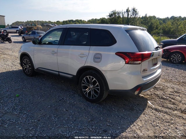Продаж на аукціоні авто 2016 Mitsubishi Outlander Es, vin: JA4AD2A39GZ003816, номер лоту: 45791731