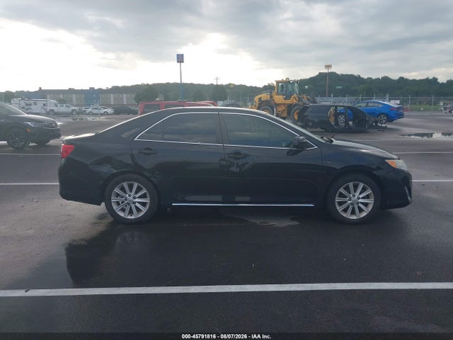 2014 Toyota Camry Xle მანქანა იყიდება აუქციონზე, vin: 4T1BF1FK3EU823796, აუქციონის ნომერი: 45791816