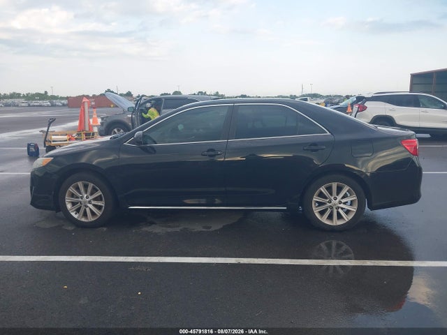 2014 Toyota Camry Xle მანქანა იყიდება აუქციონზე, vin: 4T1BF1FK3EU823796, აუქციონის ნომერი: 45791816