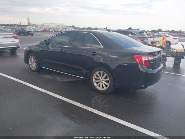 2014 Toyota Camry Xle მანქანა იყიდება აუქციონზე, vin: 4T1BF1FK3EU823796, აუქციონის ნომერი: 45791816