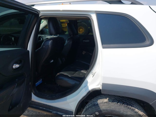 2016 Jeep Cherokee Trailhawk მანქანა იყიდება აუქციონზე, vin: 1C4PJMBS4GW199126, აუქციონის ნომერი: 45791834