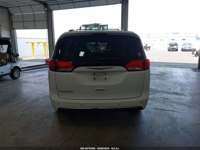 2C4RC1BG1KR680630 Chrysler Pacifica Touring L