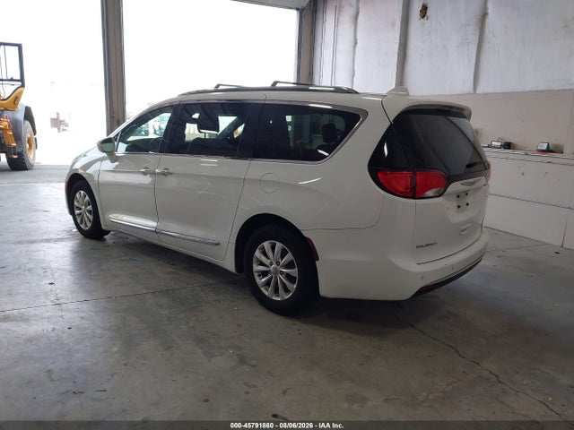 2C4RC1BG1KR680630 Chrysler Pacifica Touring L