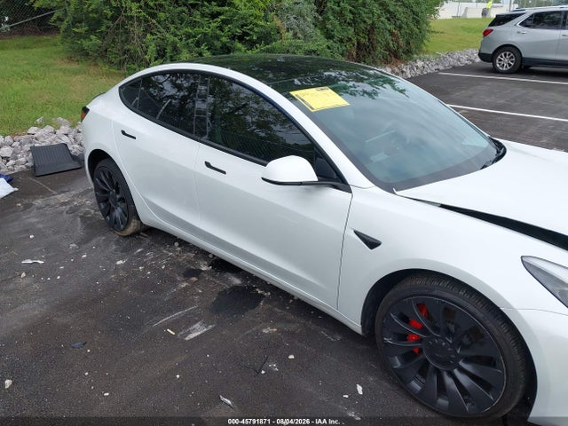 Tesla Model 3 Performance Dual Motor All-wheel Drive 2023 5YJ3E1EC6PF481987 Image 13
