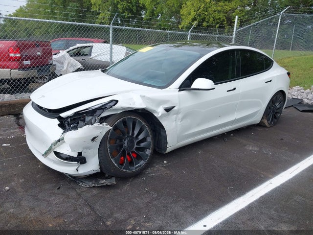 Tesla Model 3 Performance Dual Motor All-wheel Drive 2023 5YJ3E1EC6PF481987 Image 2