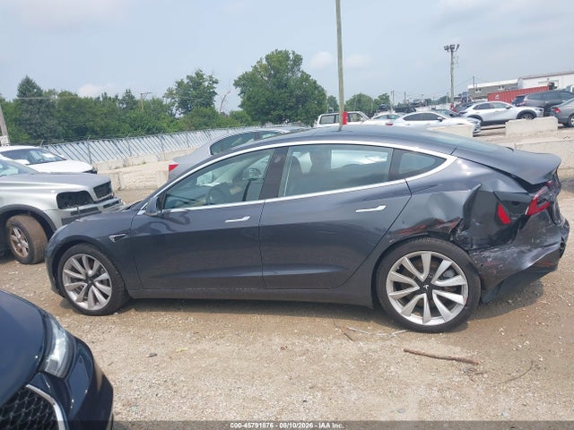 Продаж на аукціоні авто 2018 Tesla Model 3 Long Range/performance, vin: 5YJ3E1EB5JF087377, номер лоту: 45791876