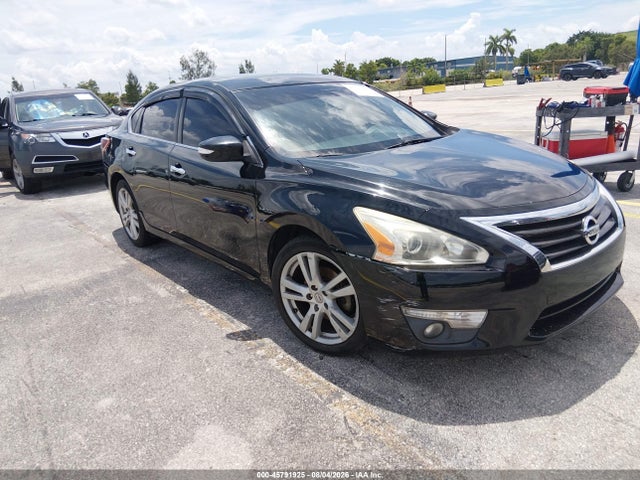 2013 Nissan Altima 3.5 Sl მანქანა იყიდება აუქციონზე, vin: 1N4BL3AP3DN469448, აუქციონის ნომერი: 45791925