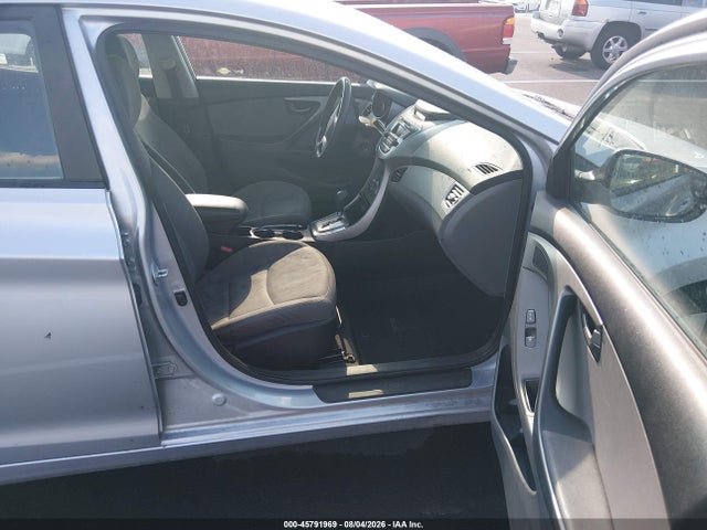2013 Hyundai Elantra Gls მანქანა იყიდება აუქციონზე, vin: 5NPDH4AE5DH351510, აუქციონის ნომერი: 45791969
