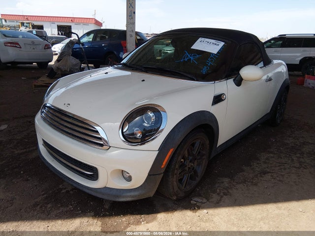 Mini Roadster Cooper 2015 WMWSY1C56FT625957 Image 2