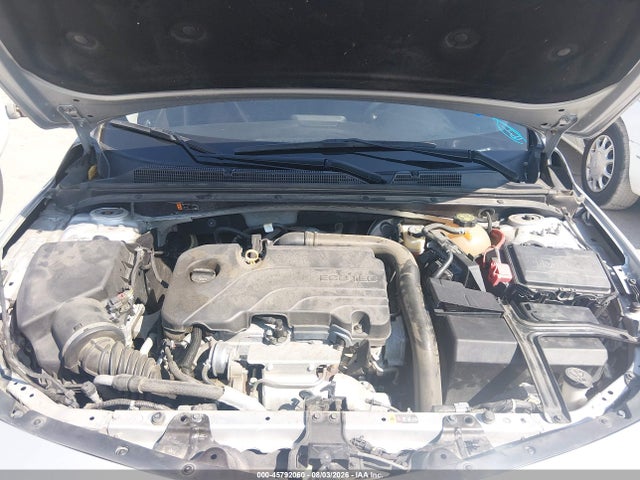 1G1ZD5ST1MF047226 Chevrolet Malibu Fwd Lt