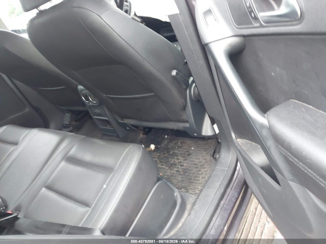 2016 Volkswagen Tiguan S მანქანა იყიდება აუქციონზე, vin: WVGBV7AX5GW578371, აუქციონის ნომერი: 45792081