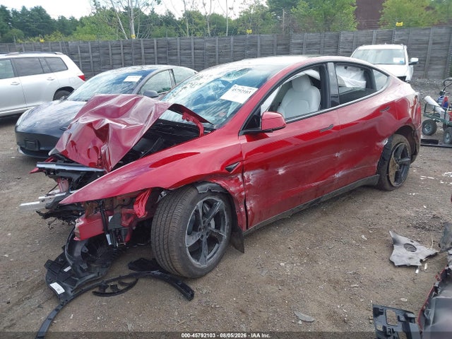 Продажа на аукционе авто 2026 Tesla Model Y All-wheel Drive/long Range Launch Series/premium All-wheel Drive, vin: 7SAYGDEE8TF652318, номер лота: 45792103