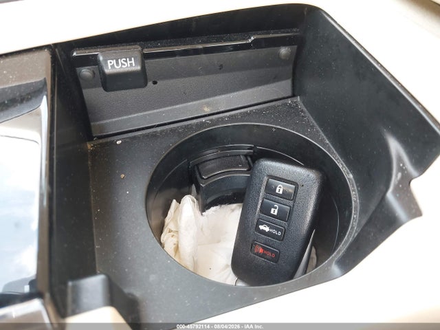 Продажа на аукционе авто 2013 Lexus Es 300h, vin: JTHBW1GGXD2038358, номер лота: 45792114