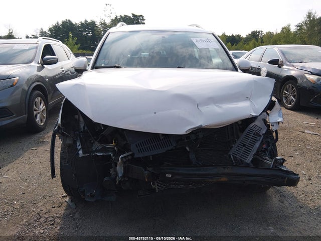 2013 Volkswagen Tiguan Se მანქანა იყიდება აუქციონზე, vin: WVGBV3AX4DW057260, აუქციონის ნომერი: 45792115