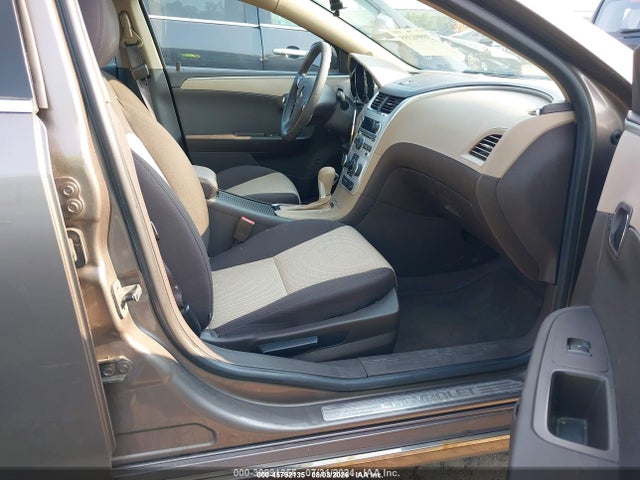 45792135 :رقم المزاد ، 1G1ZC5E18BF265805 vin ، 2011 Chevrolet Malibu 1lt مزاد بيع