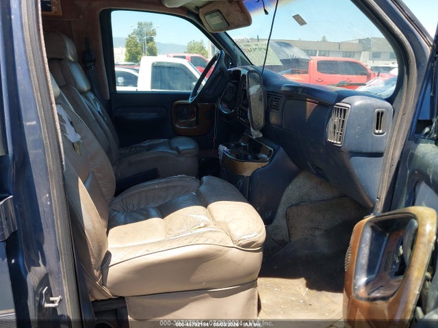 45792154 :رقم المزاد ، 1GBFG15RXV1059520 vin ، 1997 Chevrolet Chevy Van Yf7 Upfitter Pkg. مزاد بيع