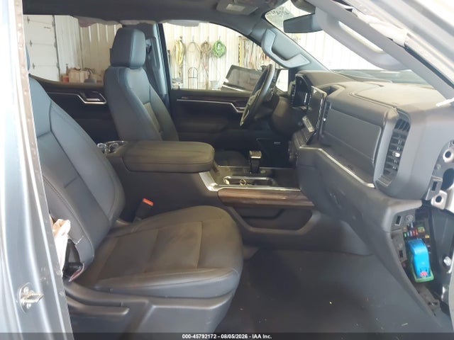 2026 Chevrolet Silverado 1500 4wd  Short Bed Rst მანქანა იყიდება აუქციონზე, vin: 1GCUKEED8TZ321708, აუქციონის ნომერი: 45792172