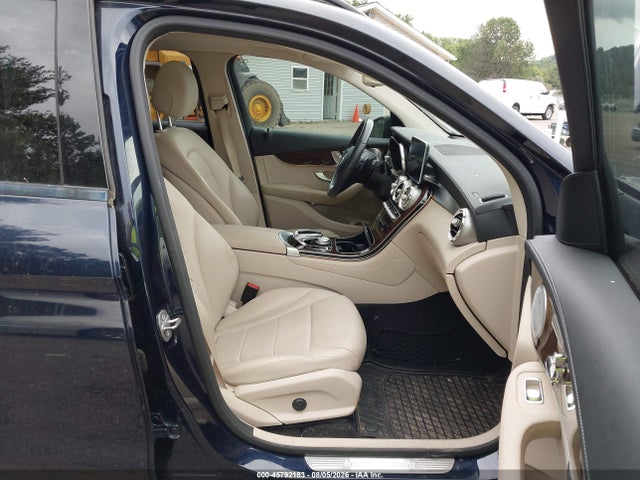 Продажа на аукционе авто 2017 Mercedes-benz Glc 300, vin: WDC0G4JB8HF269224, номер лота: 45792183