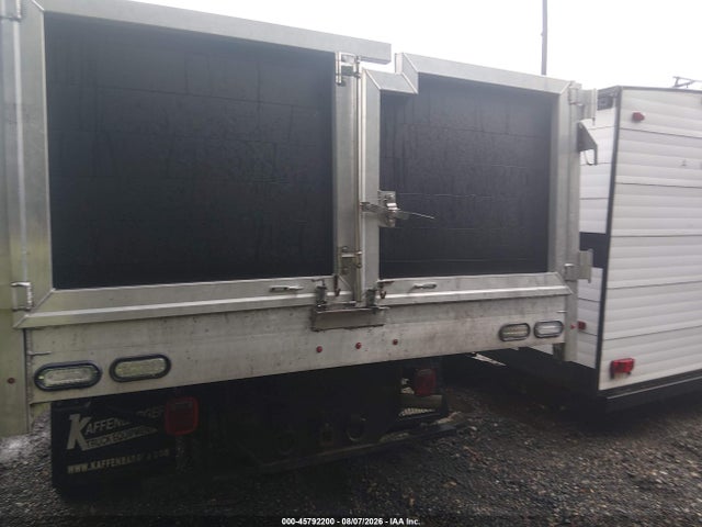 45792200 :رقم المزاد ، 1FD0X5HT2NED39100 vin ، 2022 Ford F-550 Chassis Xl مزاد بيع