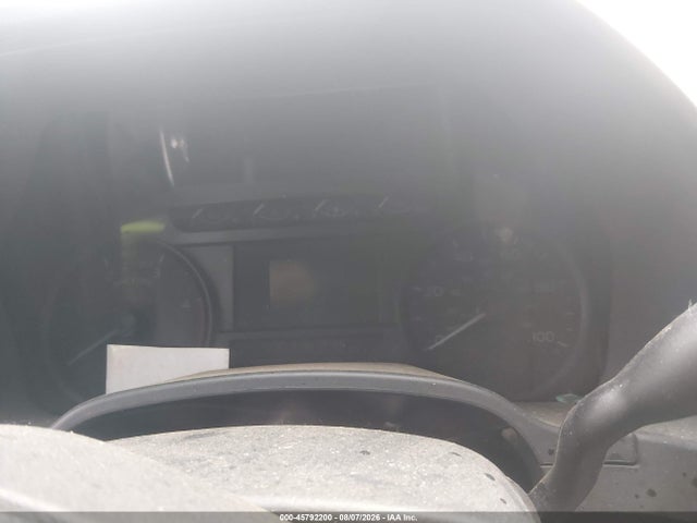 45792200 :رقم المزاد ، 1FD0X5HT2NED39100 vin ، 2022 Ford F-550 Chassis Xl مزاد بيع