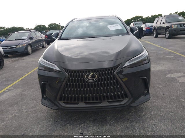 JTJHKCFZ3S2067989 Lexus Nx 450h+ Luxury