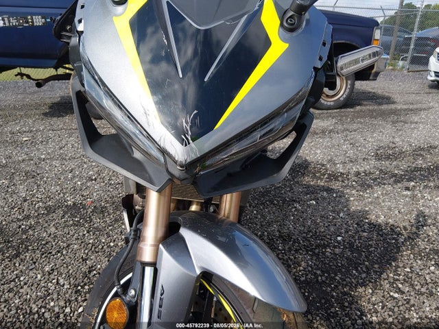 Продажа на аукционе авто 2022 Honda Cbr500 Ra, vin: MLHPC625XN5300640, номер лота: 45792239